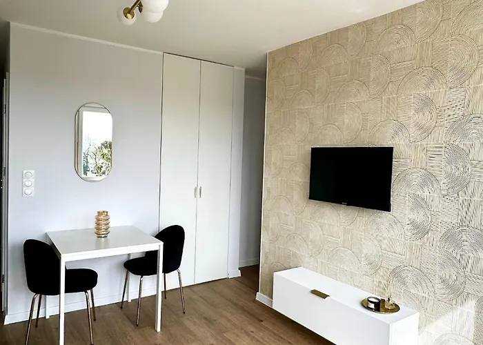 Avis Skwer Kosciuszki 2a Gdynia